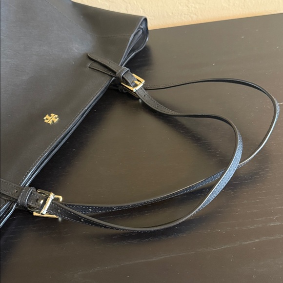 Tory Burch York Buckle Large Tote Black Saffiano Leather Like New - Picture 17 of 17